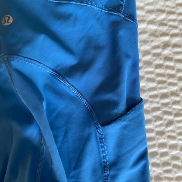 Lululemon Power Thru Leggings - Picture 3 of 6